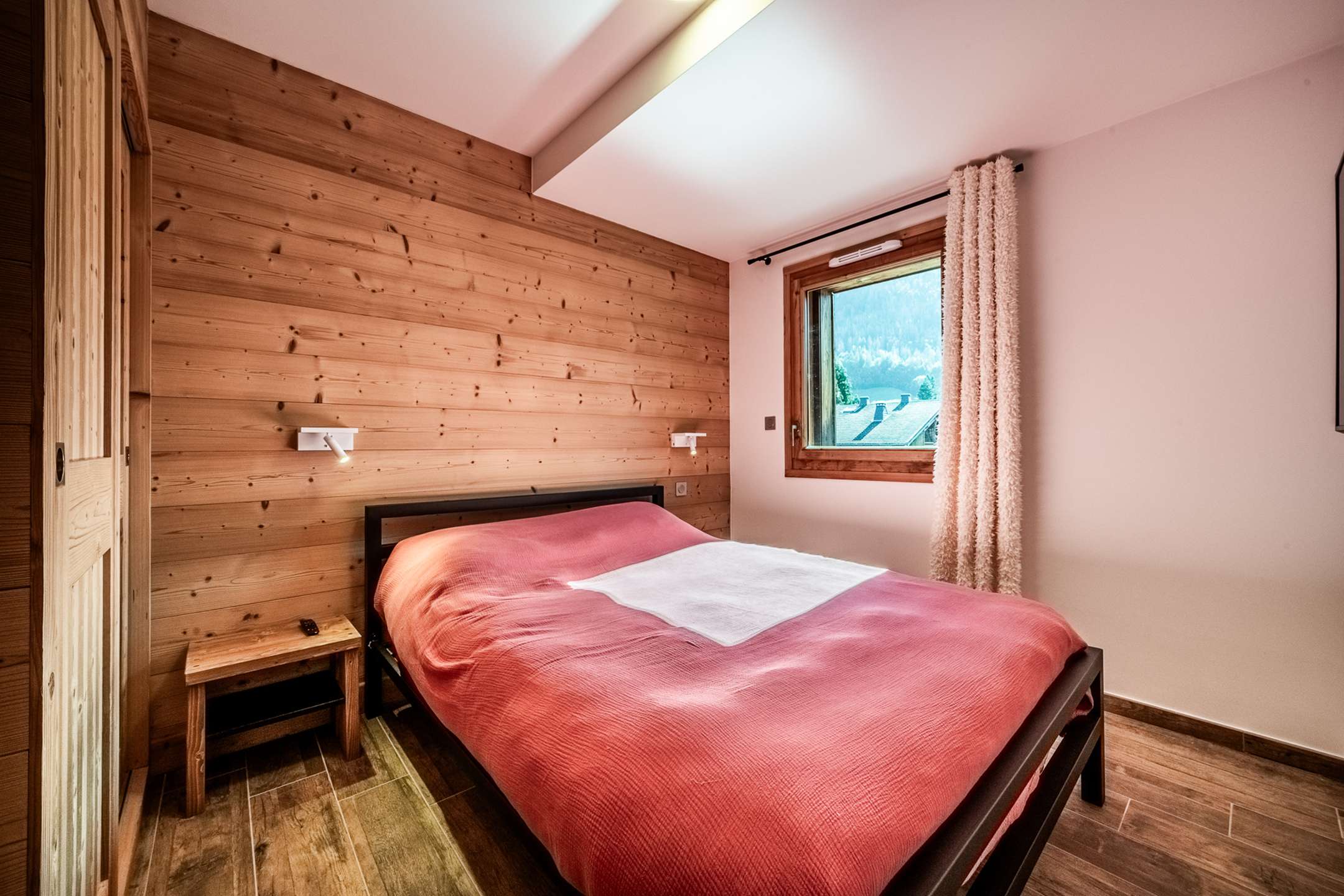 LE MAS DE JOUX PLANE  (  )