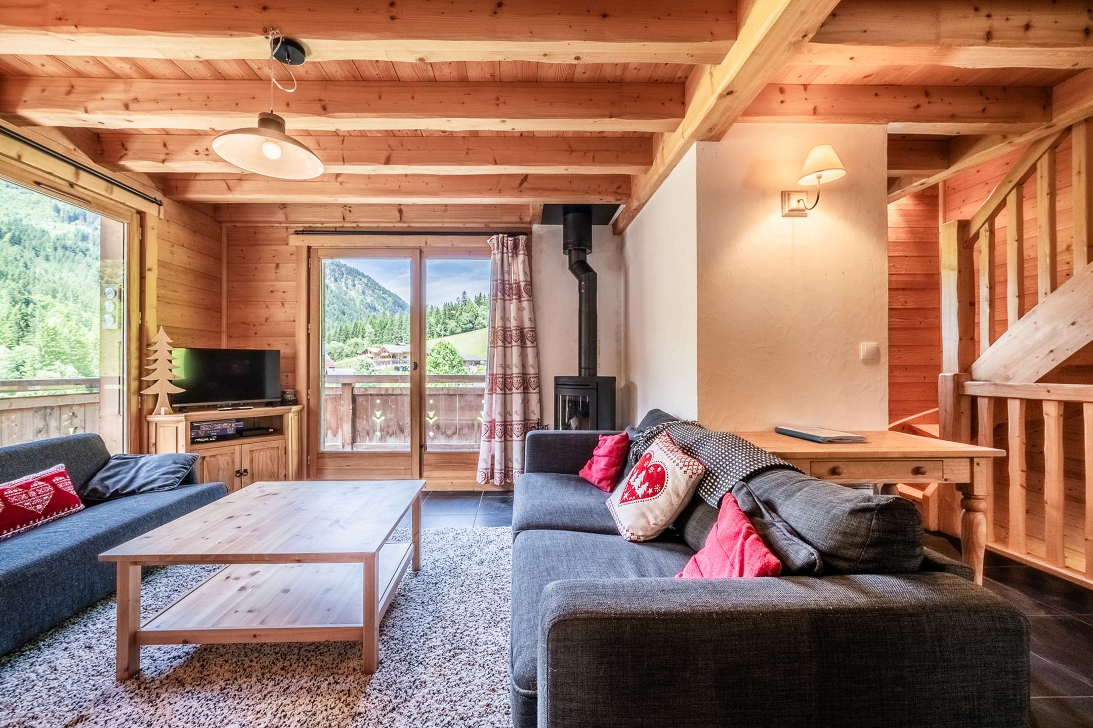 chalet la dalle cach  (  )